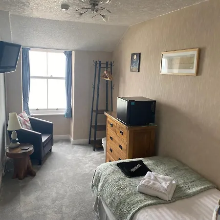 The Leeway Guest house 4*
