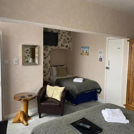 Guest house The Leeway